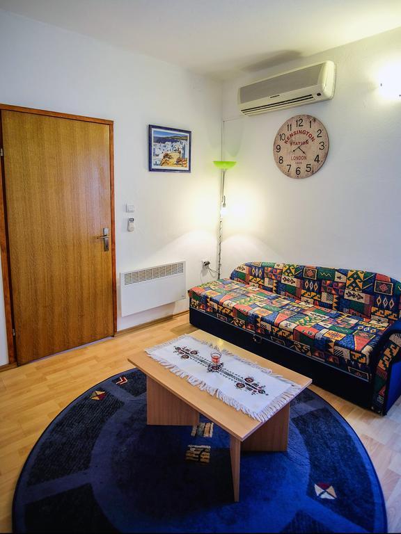 Studio Apartments Shanti Zadar Quarto foto