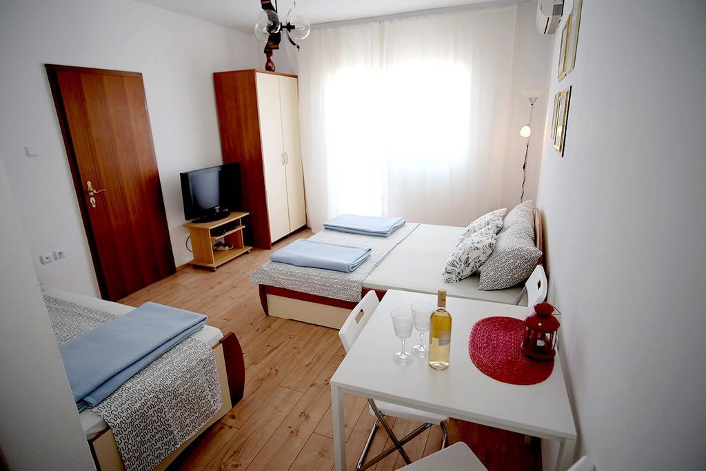 Studio Apartments Shanti Zadar Quarto foto